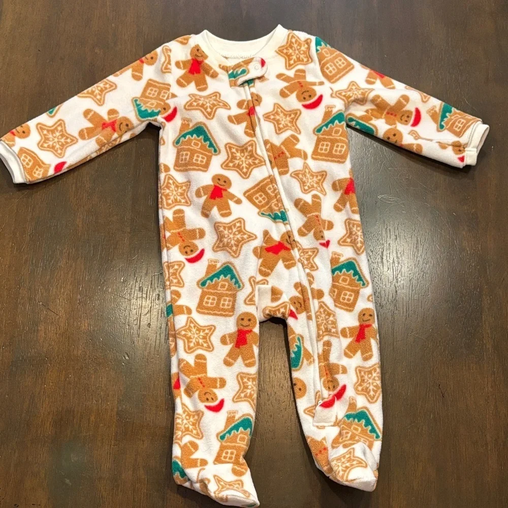 Gingerbread Print Kids fleece footie
